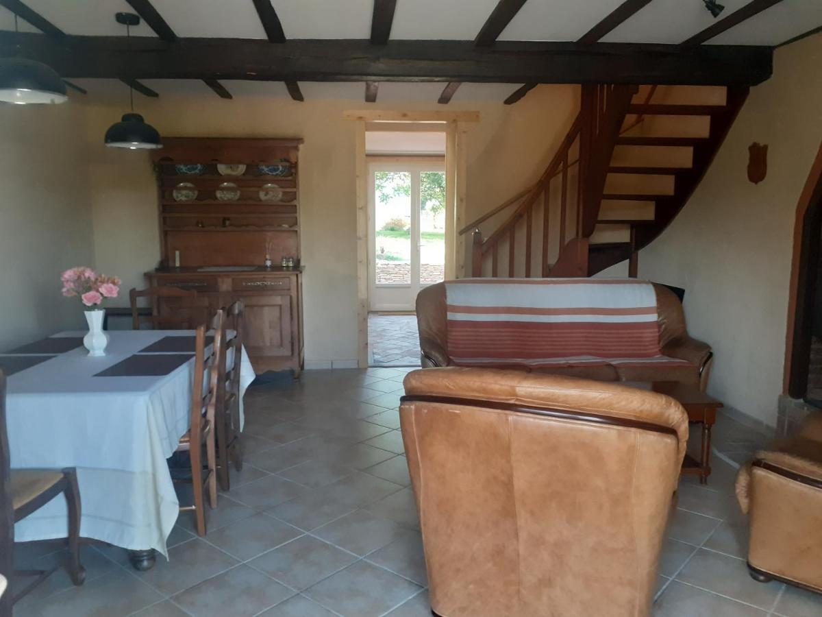 La Fenetre Villa Saint-Florent-des-Bois ภายนอก รูปภาพ